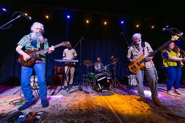 Live at Lark Hall, Albany